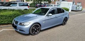 BMW 318 i Limousine bj 2006 193.100km Bild 1