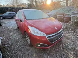 Peugeot 208 Bild 2
