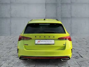 Skoda Octavia Combi RS iV MATRIX+NAVI+STDHZG+ACC+HuD Bild 5