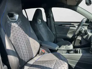 Volkswagen Tiguan R-Line 1,5 l eTSI 150 PS DSG7 Bild 4