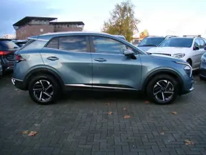 Kia Sportage 1.6 T-GDi MHEV Vision LED ACC Bild 4