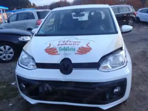 Volkswagen up! Up  5-Türer white style