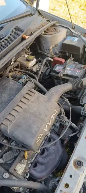 Toyota Yaris Yaris 1.0 Bild 2