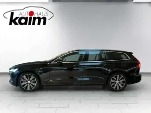Volvo V60 Kombi T8 Inscription Plug-In Hybrid AWD Bild 2