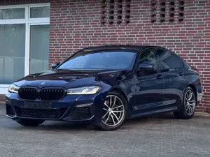 BMW 520 i*M SPORTPAKET*LEDER*LASER*GLASDACH*DAB*
