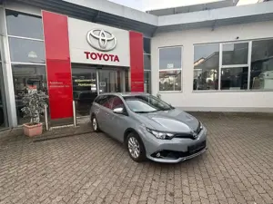 Toyota Auris Bild 2