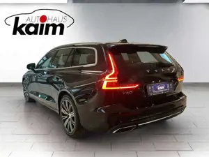 Volvo V60 Kombi T8 Inscription Plug-In Hybrid AWD Bild 3