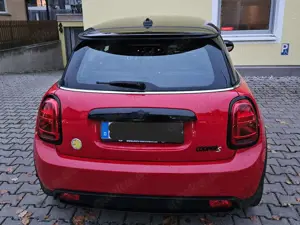 MINI Cooper SE Mini Cooper SE Classic Trim Bild 2