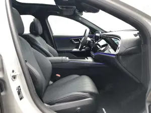 Mercedes-Benz E 450 d 4MATIC T-Modell +MBUX+AMG+Pano+Burm+AHK Bild 3