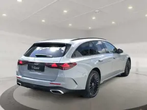 Mercedes-Benz E 450 d 4MATIC T-Modell +MBUX+AMG+Pano+Burm+AHK Bild 2