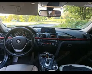 BMW 318 318d Touring Aut. Sport Line