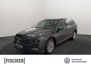 Volkswagen Passat Variant 2.0TDI DSG Business Matrix AHK STHZ Navi 360° ACC