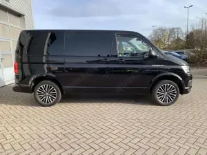 Volkswagen T6 Caravelle 4MOTION LED+AHK+Standhz+Navi+18erLM Bild 4