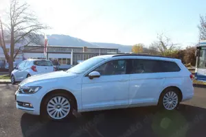 Volkswagen Passat Highline, AHK, HU+AU+INSP. NEU, 8fach bereift Bild 2