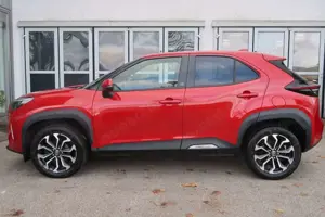 Toyota Yaris Cross Hybrid 1.5 VVT-i Team Deutschland Bild 2