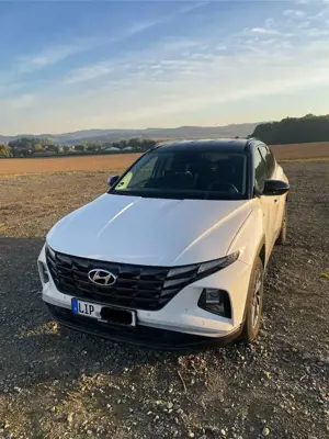Hyundai TUCSON 1,6T-150 7-DCT M.Hybrid 110 kW Polar White