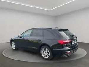 Audi A4 Avant 35 2.0 TFSI NAVI+LED LICHT+PDC V+H+SITZHZG+ Bild 4