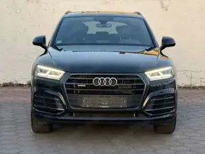 Audi Q5 quattro sport S Line Sportpaket Plus Bild 2