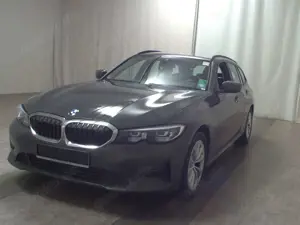 BMW 318 d Touring Navi LED LC+ PDC Shz HiFi Bild 2