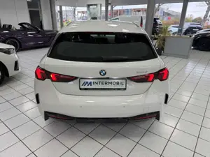 BMW 120 d Komfortzugang*LED*SHADOW*KAM*DRIVING*PARK* Bild 5