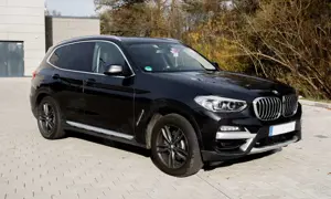 BMW X3 xDrive30i /360°/AHK autom/Head-Up/Key-Less/Allr