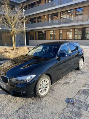 BMW 118 118i Aut. Advantage Bild 2