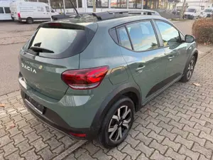 Dacia Sandero Bild 4