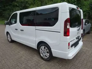 Nissan Primastar 2,8t dCI 170 AUTOMATIK 2 Schiebetüren Bild 3