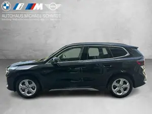 BMW iX1 xDrive30  xLine DAB LED RFK Komfortzg. Shz Bild 2