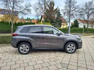 Suzuki Vitara 1.4 Comfort+ PLUS 4x4 Hybrid Bild 5