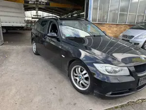BMW 320 320i Touring