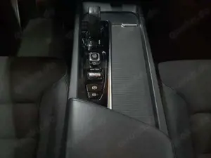 Volvo XC60 XC60 B4 D AWD A. Momentum Pro PANO RFK Bild 5