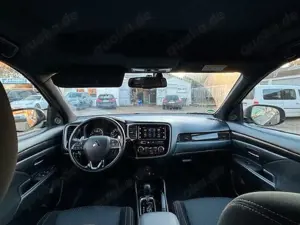 Mitsubishi Outlander Bild 4