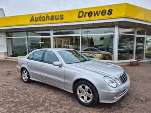 Mercedes-Benz E 200 E-Klasse Kompressor Automatik Avantgarde