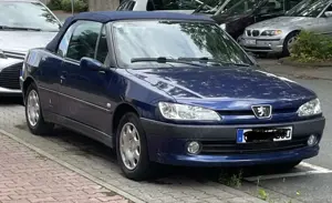 Peugeot 306 306 Cabriolet 1.6 Saint Tropez Bild 2