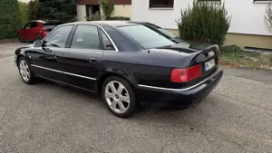 Audi S8 4.2 quattro Bild 5
