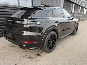 Porsche Cayenne Bild 2