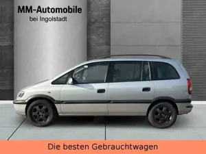 Opel Zafira Bild 2
