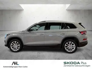 Skoda Kodiaq 2.0 TDI Style 4x4 DSG LED Navi ACC AHK Pano Bild 2