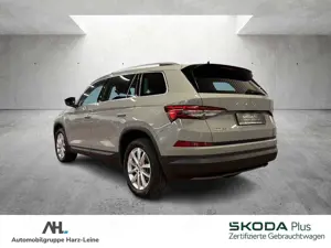 Skoda Kodiaq 2.0 TDI Style 4x4 DSG LED Navi ACC AHK Pano Bild 3