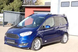 Ford Tourneo Courier Titanium