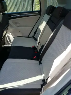 Volkswagen Tiguan Tiguan Diesel 2.0 TDI SCR (BlueMoti) Comfortline Bild 4