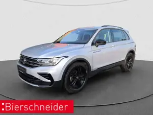 Volkswagen Tiguan 2.0 TDI DSG Urban Sport ÂHK NAVI RFK PDC SITZH APP