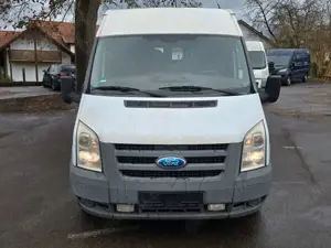 Ford Transit Bild 2