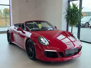 Porsche 991 .2 Carrera 4 GTS Cabrio Sport Chrono Lift