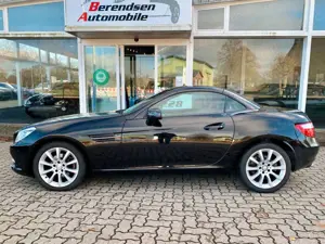 Mercedes-Benz SLK 200 AIRSCARF/PANORAMA/ILS XENON/MEMORY-PAKET Bild 2