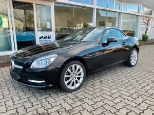 Mercedes-Benz SLK 200 AIRSCARF/PANORAMA/ILS XENON/MEMORY-PAKET Bild 3