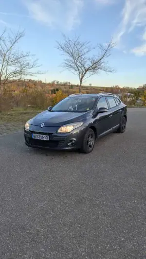 Renault Megane 1.5 dCi Grandtour Bild 2
