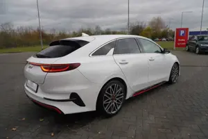 Kia ProCeed / pro_cee'd ProCeed 1.6 T-GDI GT Aut. LED Navi Sitzheizung Bild 5