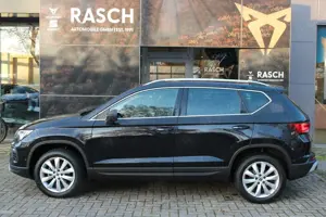 SEAT Ateca Style 1.5 TSI DSG+LED+AHK+NAVI+RFK+SHZ+ACC Bild 4